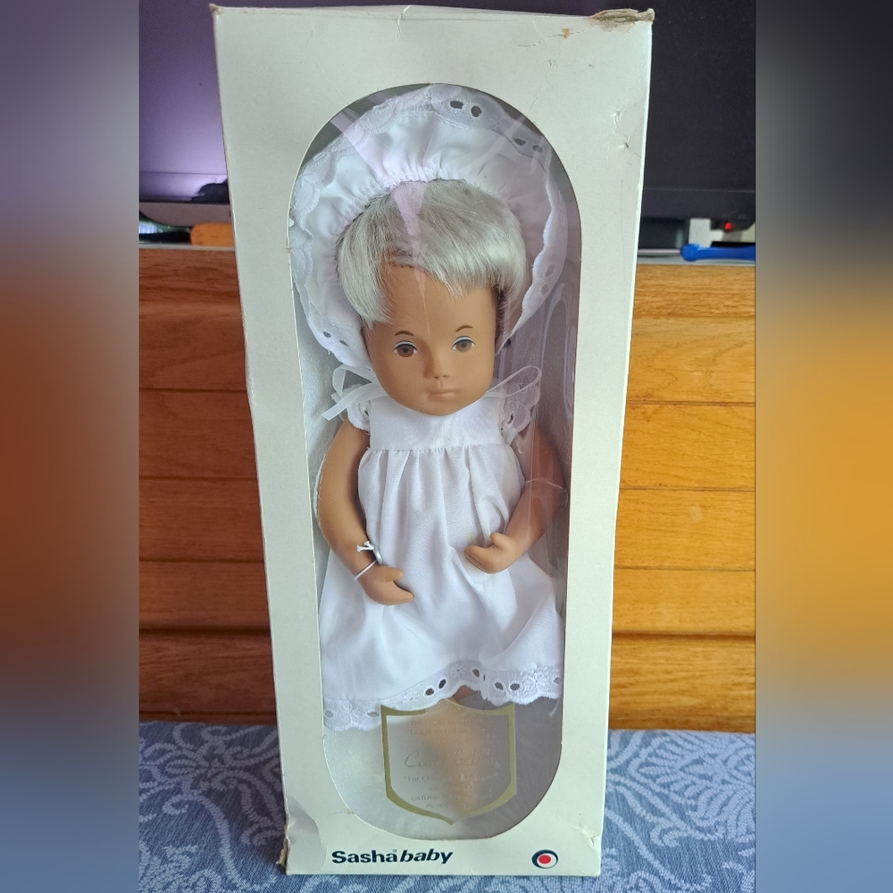 NWT - Sasha Baby #502 - 12" Blonde Doll - Original Box - ENGLAND